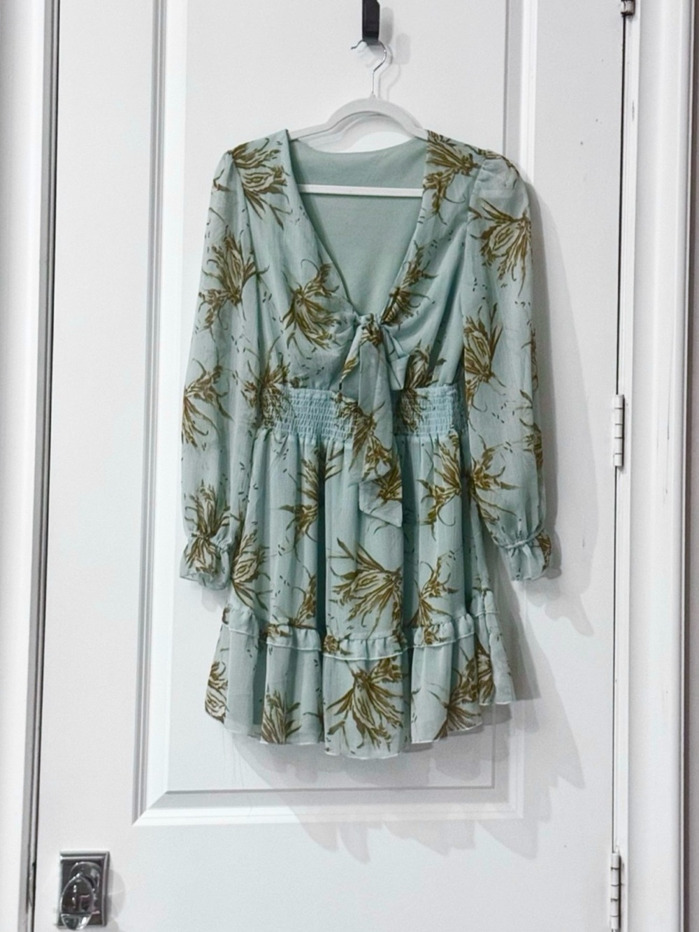 Light Mint Green Size Small
